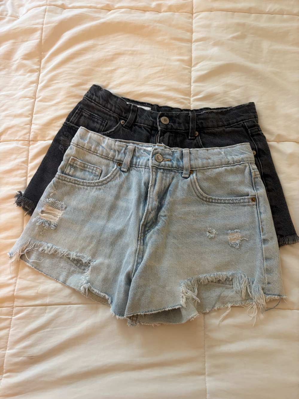 Girls size 13/14 Zara Light Blue and Black Distressed Denim Shorts Set